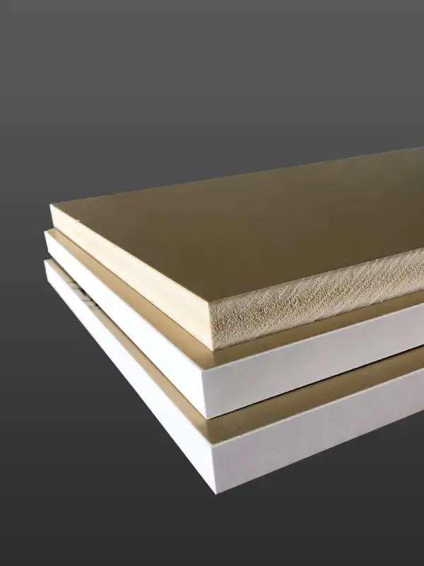 Placa de espuma WPC flexível branca de alta densidade para material de construção com muitas espessuras
